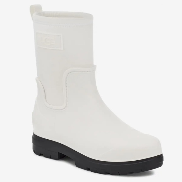 UGG Shoes - 🌸UGG🌸 Droplet Mid Rain Boot In White Size: 11